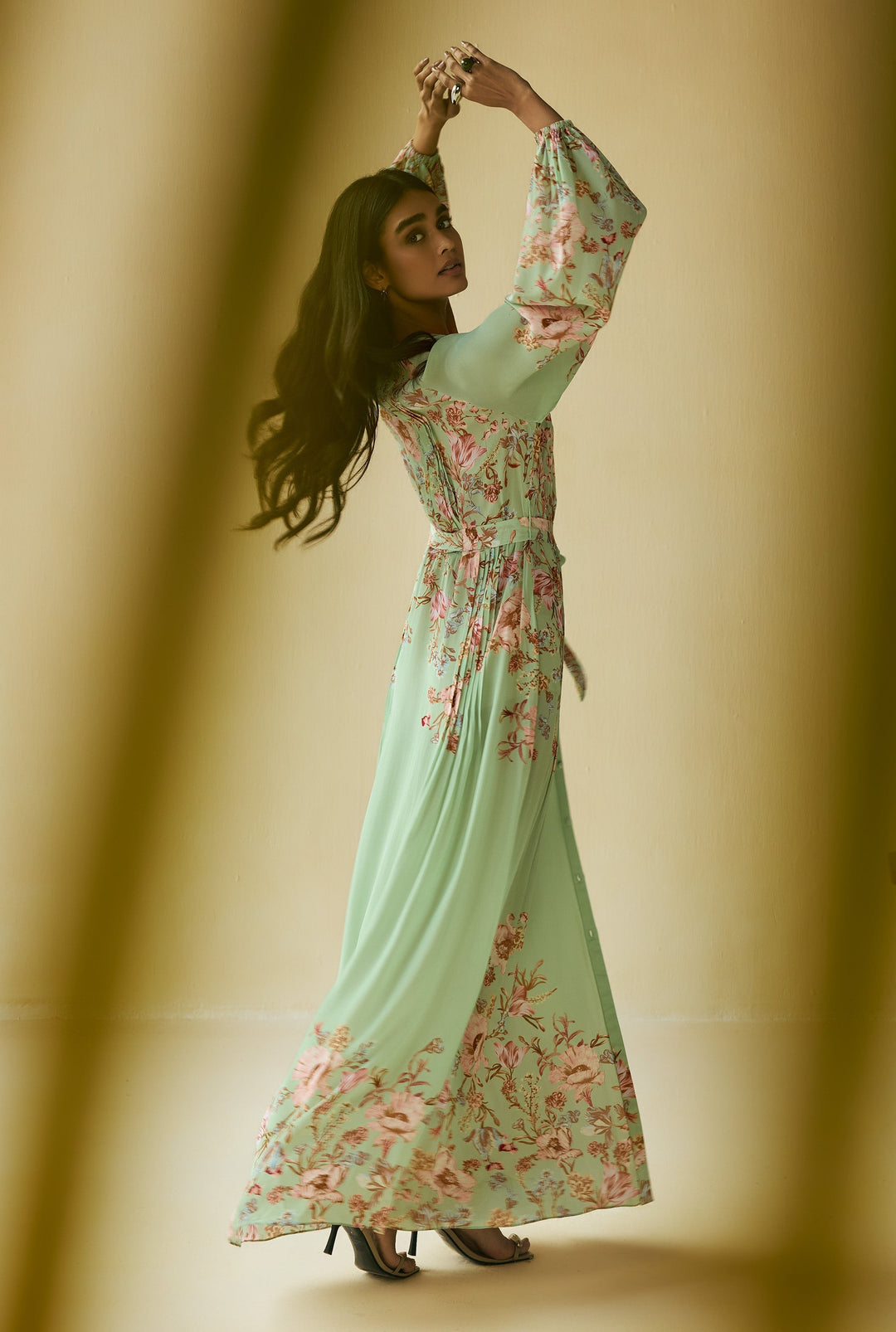 Robe longue plissée Ezra